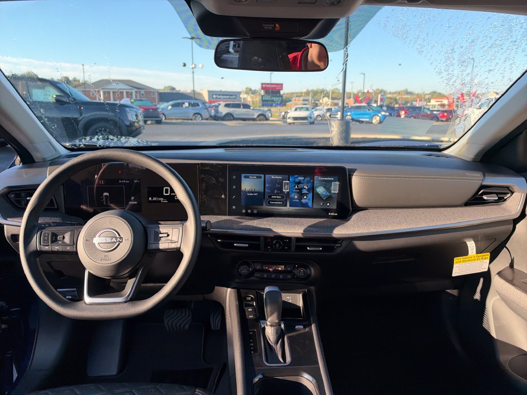 New 2027 Nissan Kicks SV AWD/4WD image 15