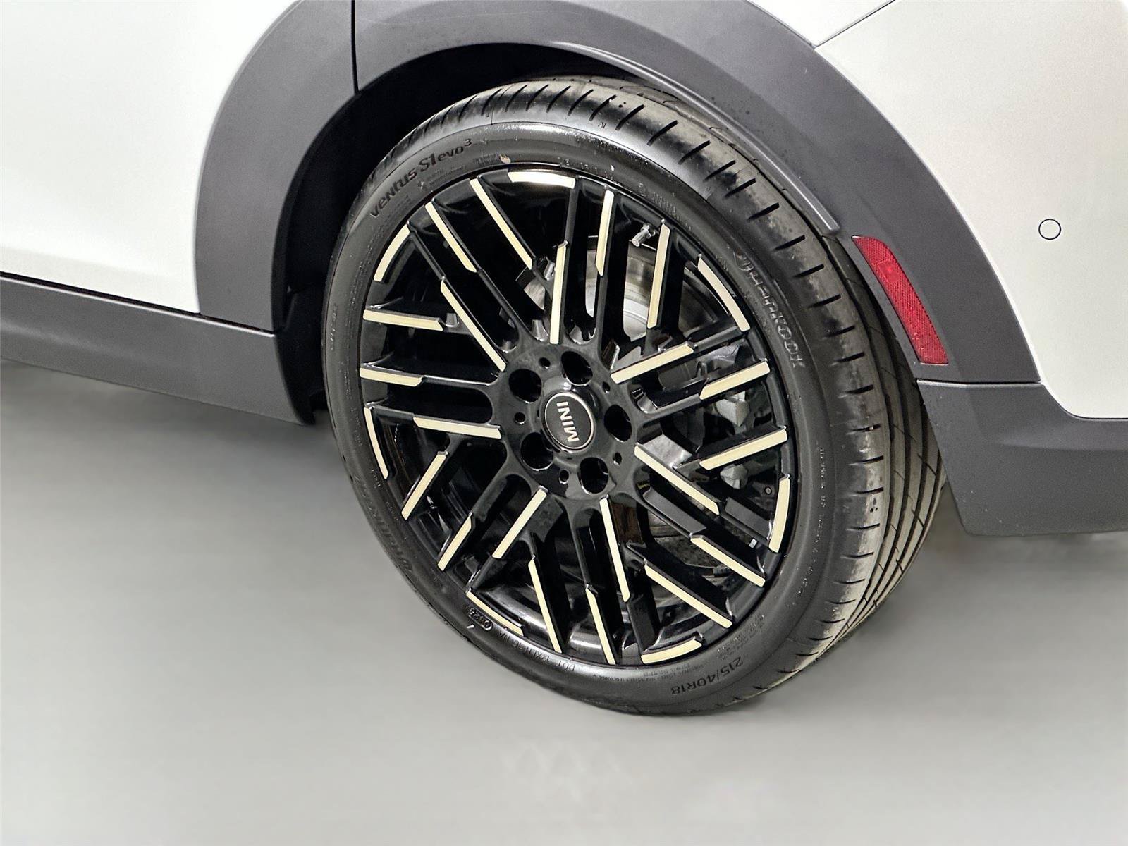 Used 2025 MINI Cooper S FWD image 24