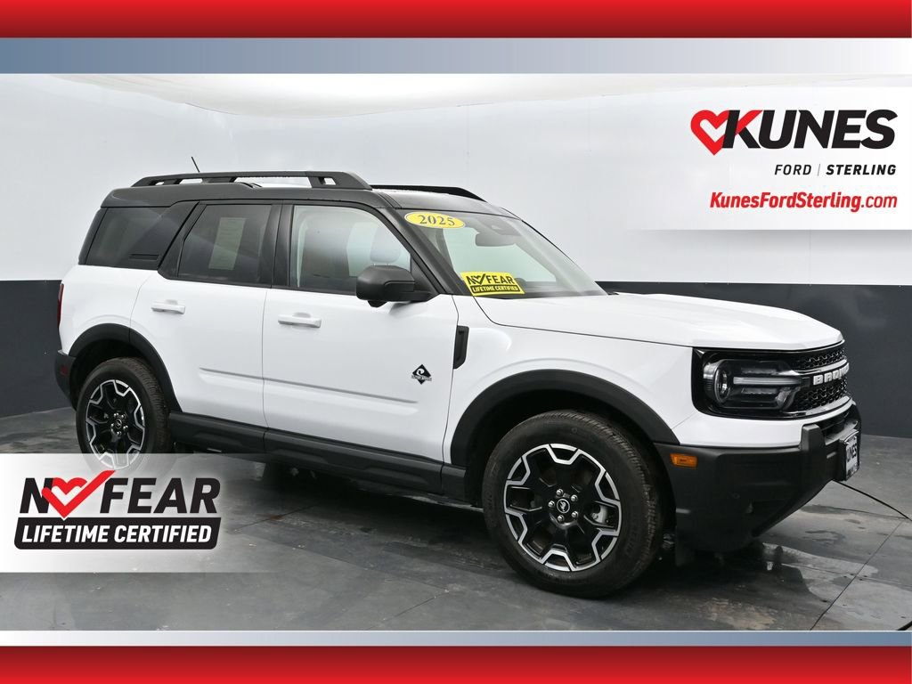 Used 2025 Ford Bronco Sport Outer Banks w/ Outer Banks Tech Package+ AWD/4WD image 1