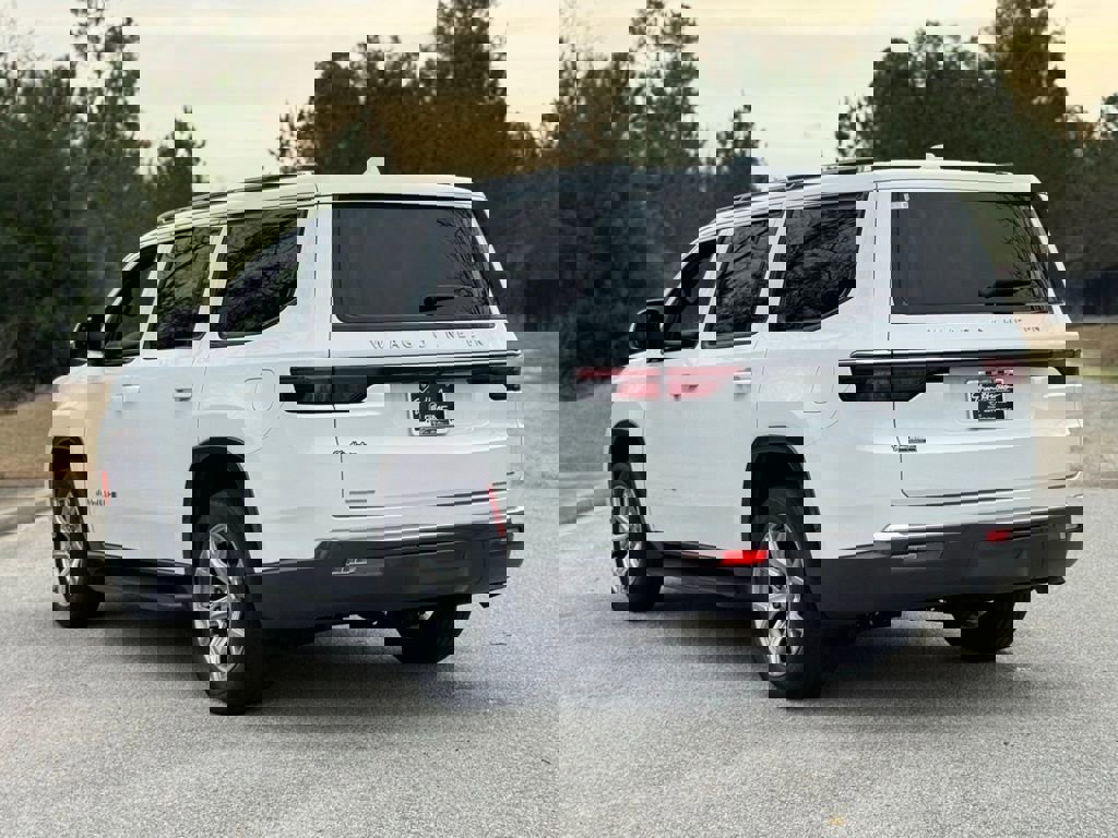 Used 2022 Jeep Wagoneer Series II image 16