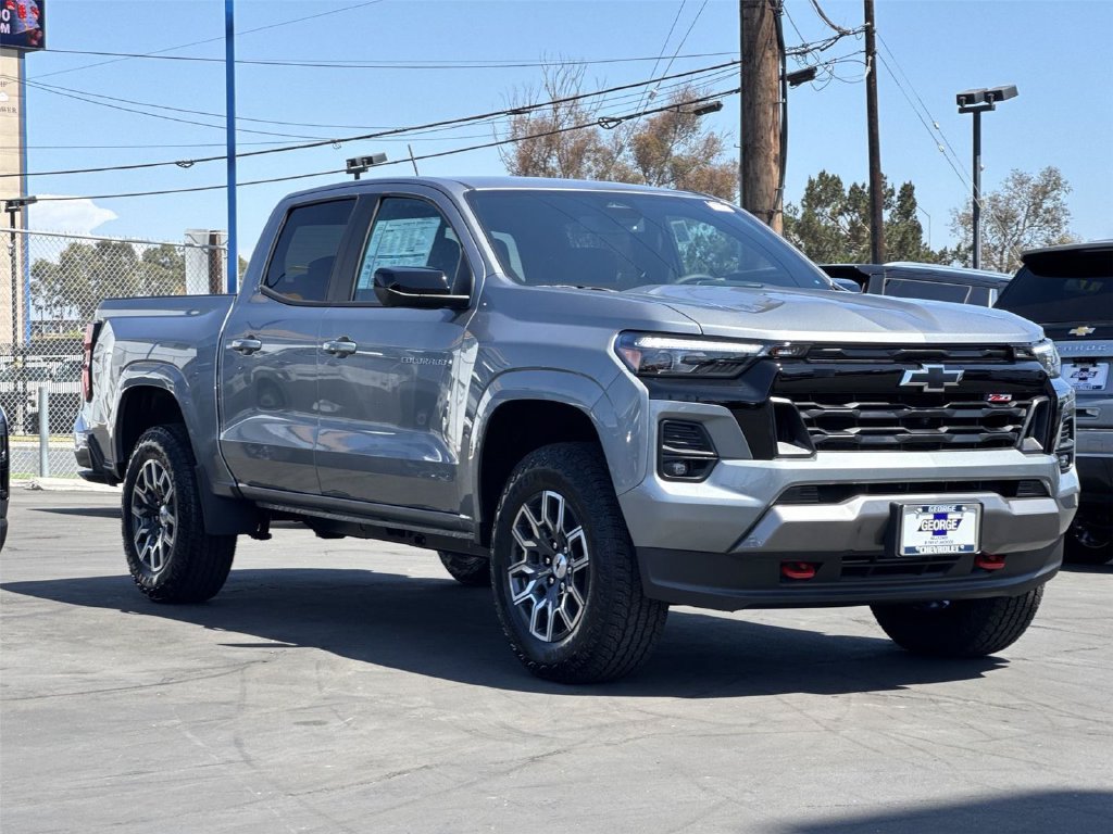 New 2026 Chevrolet Colorado Z71 w/ Technology Package AWD/4WD image 3