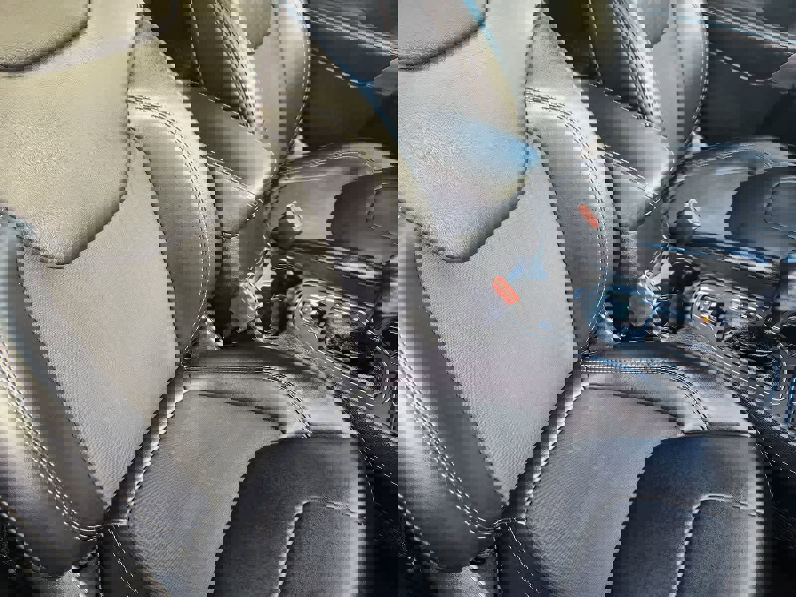 Used 2019 Jeep Cherokee Latitude Plus image 13