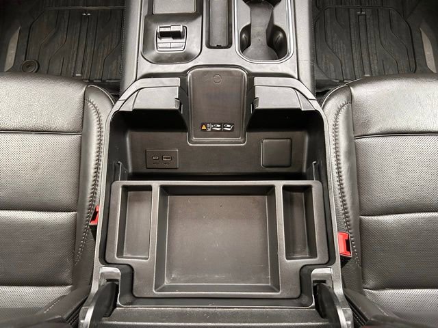 Used 2024 GMC Sierra 3500 Denali w/ Denali Reserve Package image 29