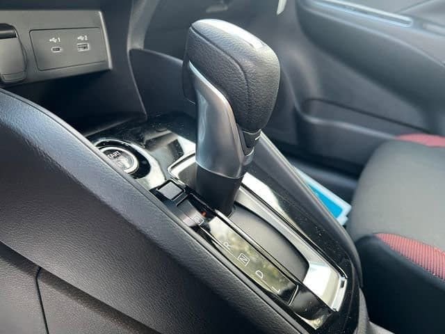 New 2025 Nissan Versa SR w/ Trunk Package FWD image 28