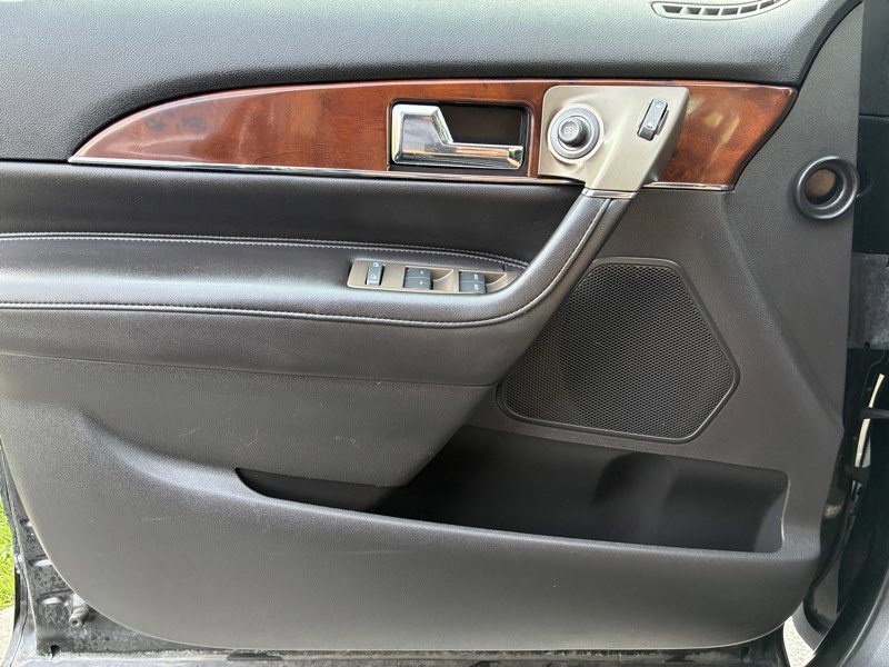 Used 2015 Lincoln MKX AWD w/ Equipment Group 102A image 15