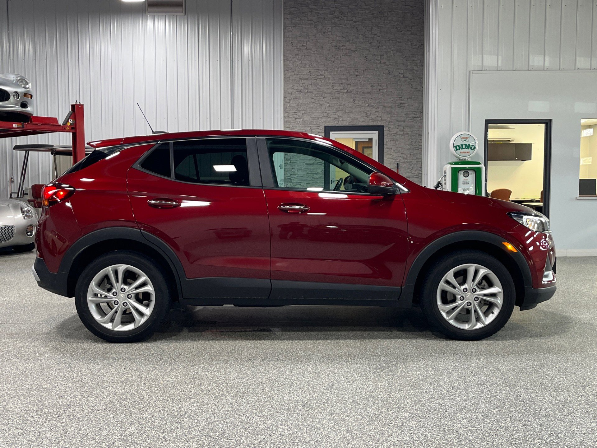 Used 2023 Buick Encore GX Preferred w/ Cold Weather Comfort Package image 5