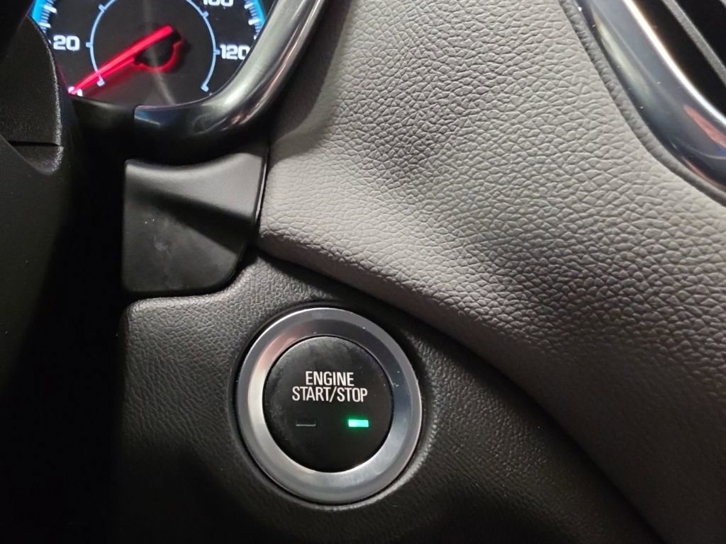 Certified 2023 Chevrolet Equinox LS FWD image 12