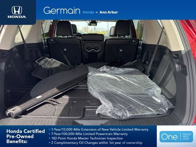 Certified 2025 Honda Pilot Touring image 10