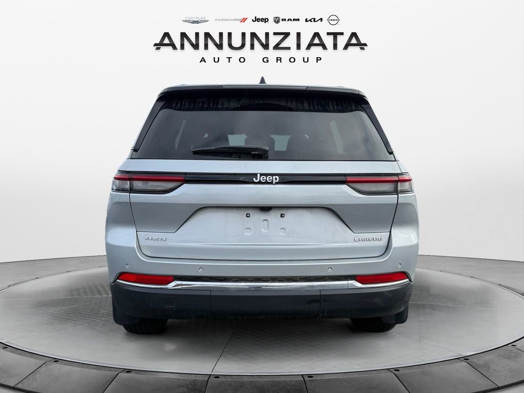 Certified 2025 Jeep Grand Cherokee Laredo X w/ Luxury Tech Group I image 4