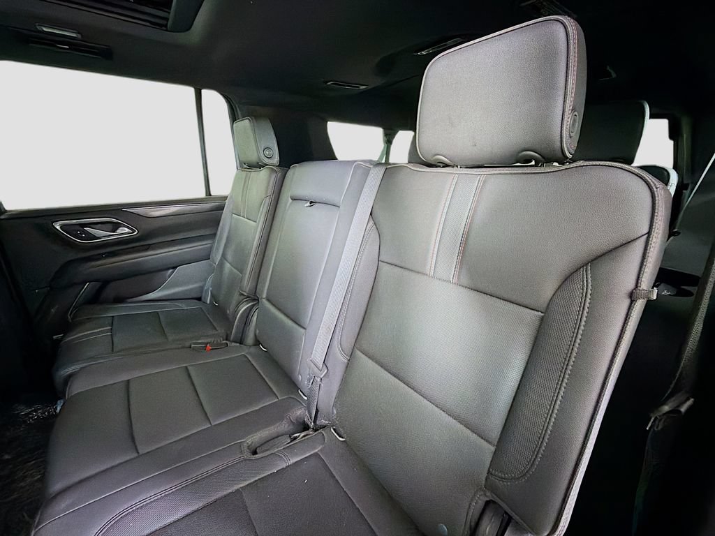 Used 2021 Chevrolet Suburban RST RWD image 26
