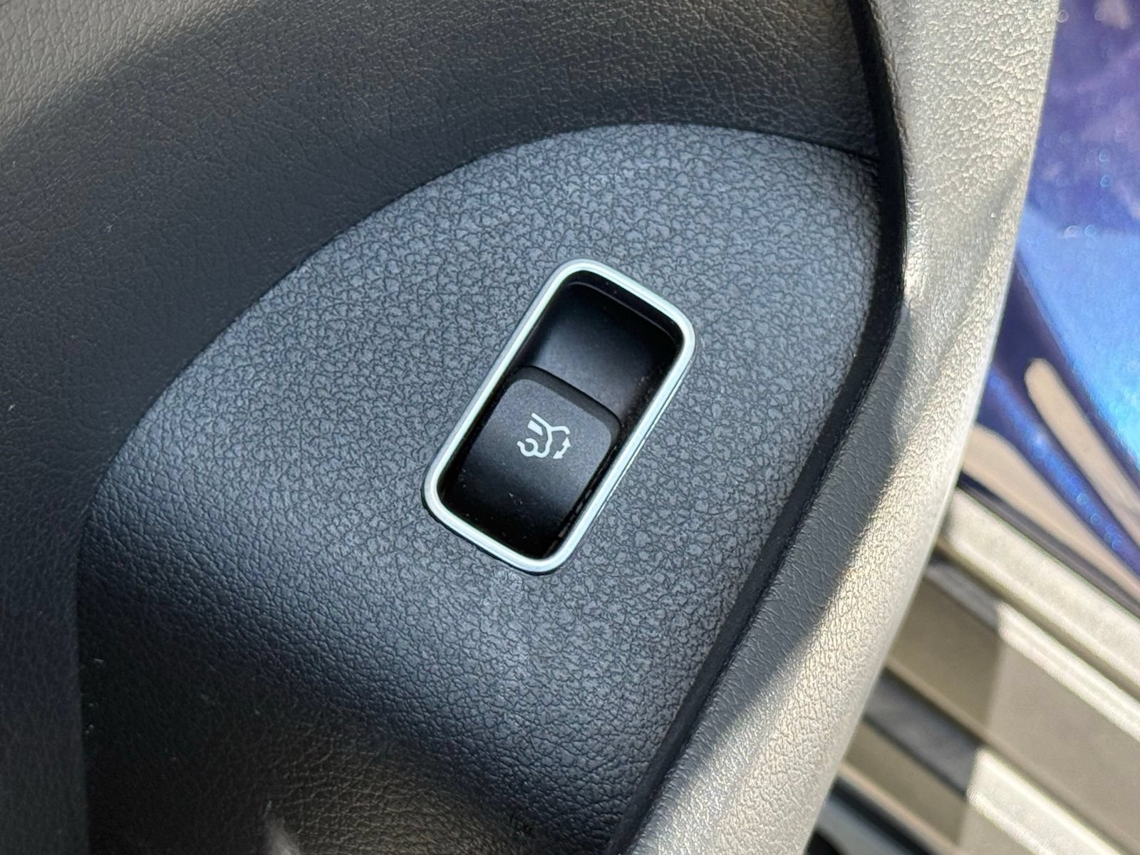 Used 2022 Mercedes-Benz GLS 450 4MATIC image 26