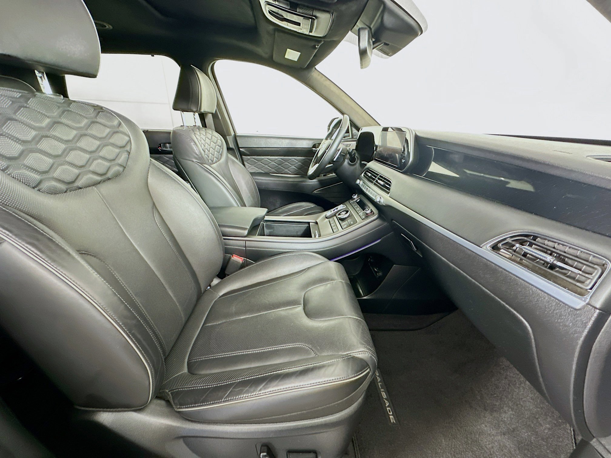 Used 2022 Hyundai Palisade Calligraphy image 34