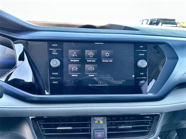 Used 2024 Volkswagen Taos SE image 20