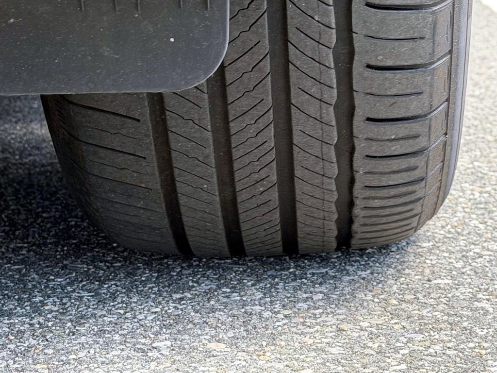 Certified 2025 Genesis GV70 2.5T image 38
