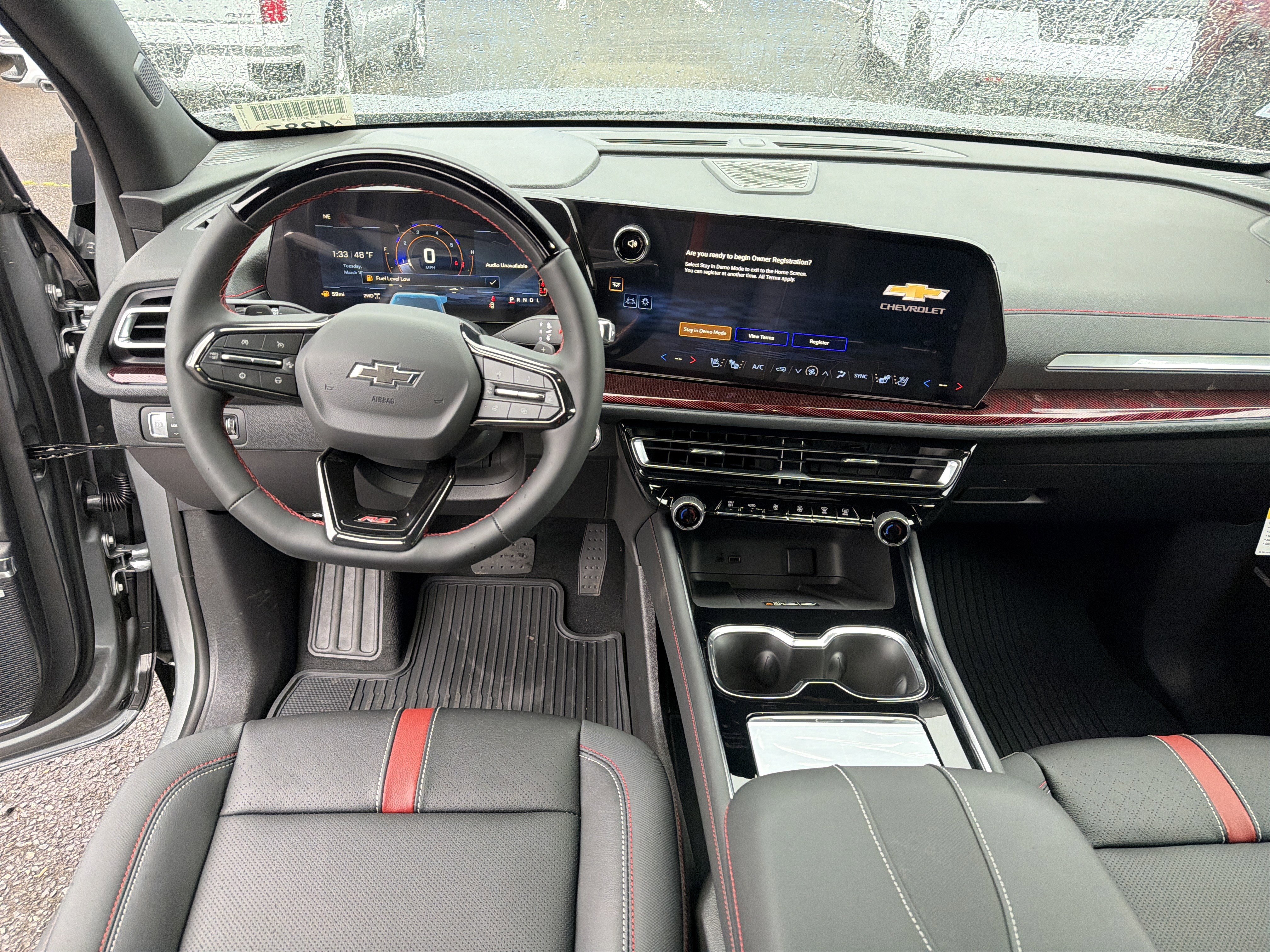 New 2026 Chevrolet Traverse RS image 12