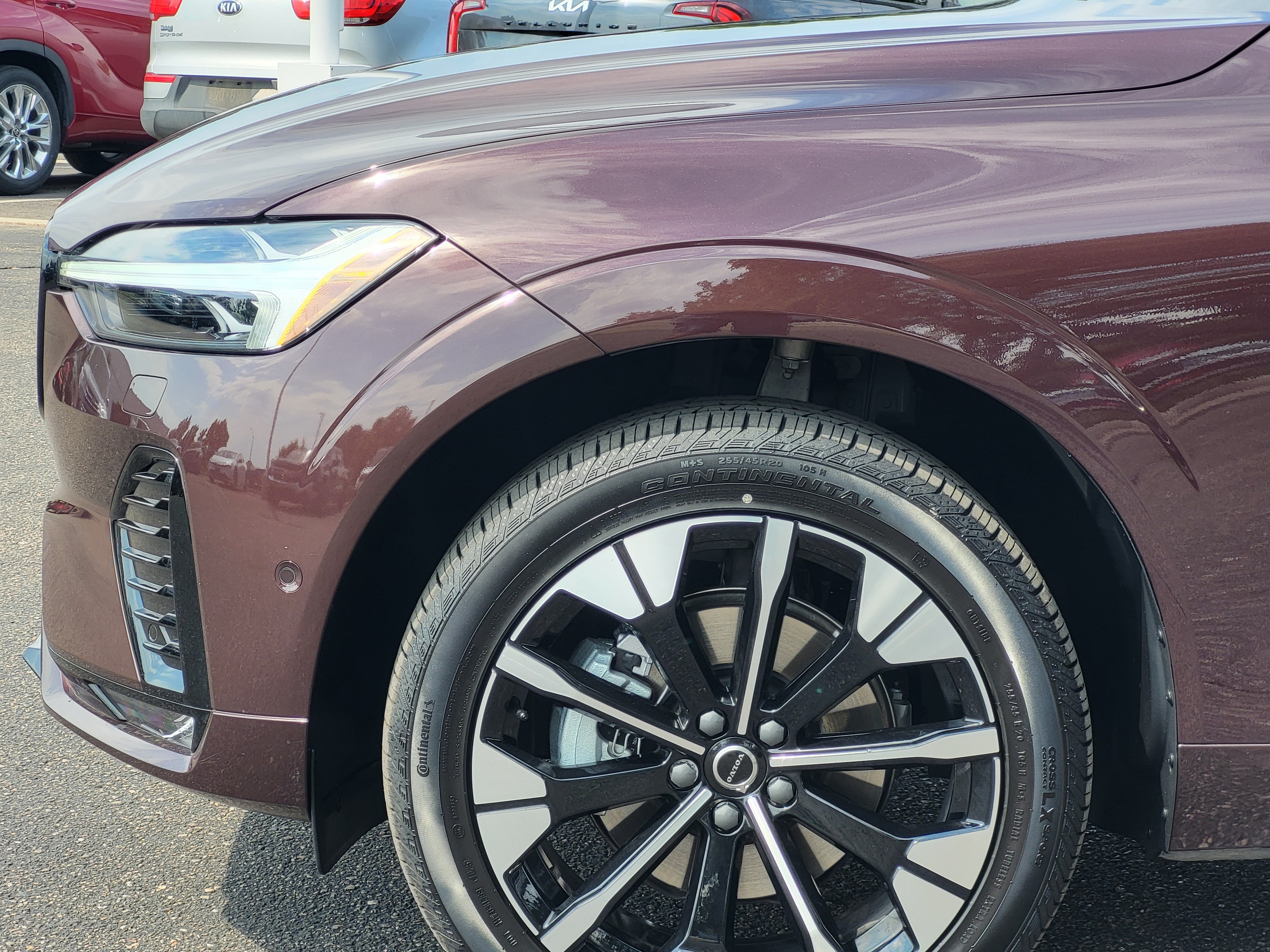 New 2026 Volvo XC60 B5 Plus w/ Protection Package Premier AWD/4WD image 6