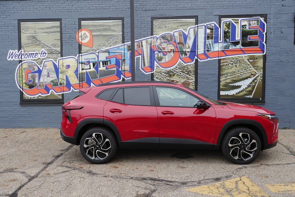 New 2026 Chevrolet Trax RS w/ Driver Confidence Package FWD image 35