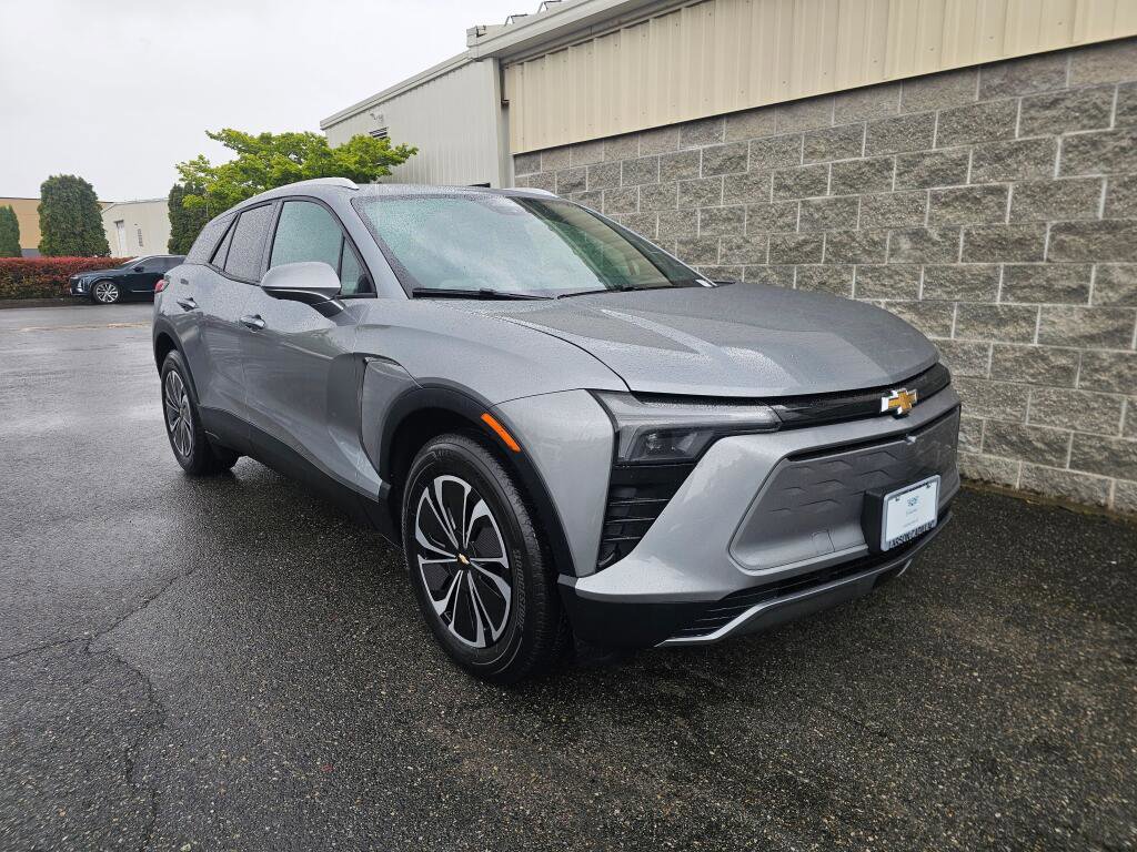 Used 2024 Chevrolet Blazer EV LT AWD/4WD image 10