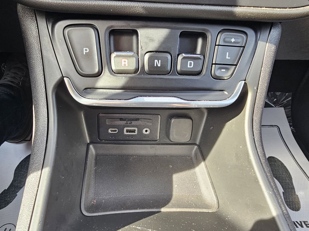 Used 2018 GMC Terrain Denali w/ Advanced Safety Package FWD image 29