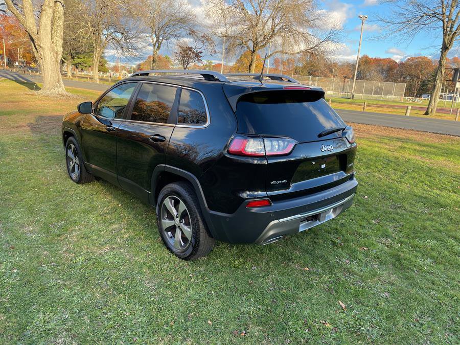 Used 2019 Jeep Cherokee Limited w/ Luxury Group image 19