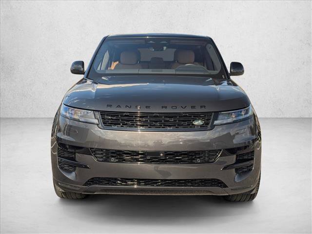 Used 2023 Land Rover Range Rover Sport SE image 2