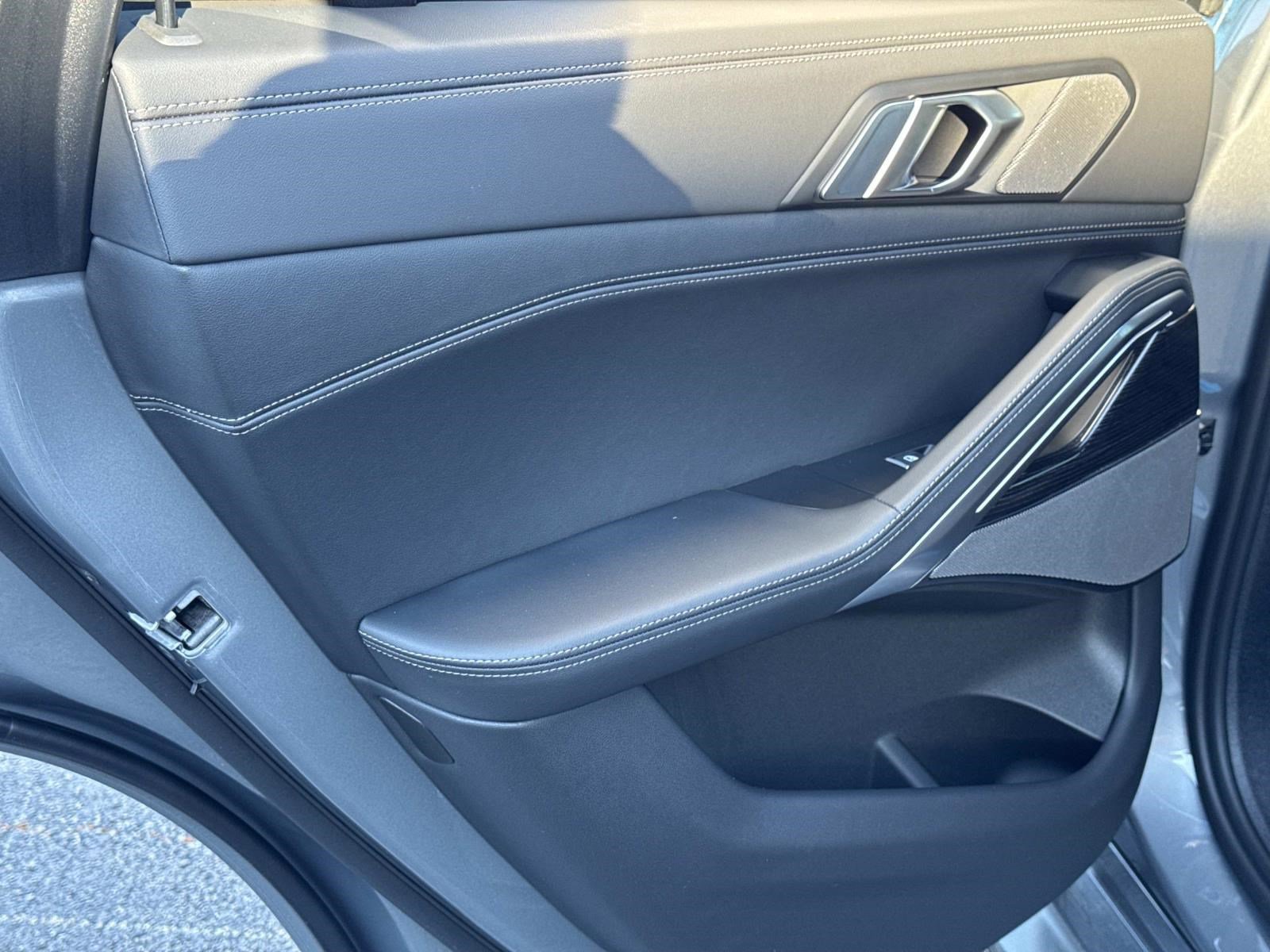 New 2026 BMW X6 xDrive40i AWD/4WD image 12