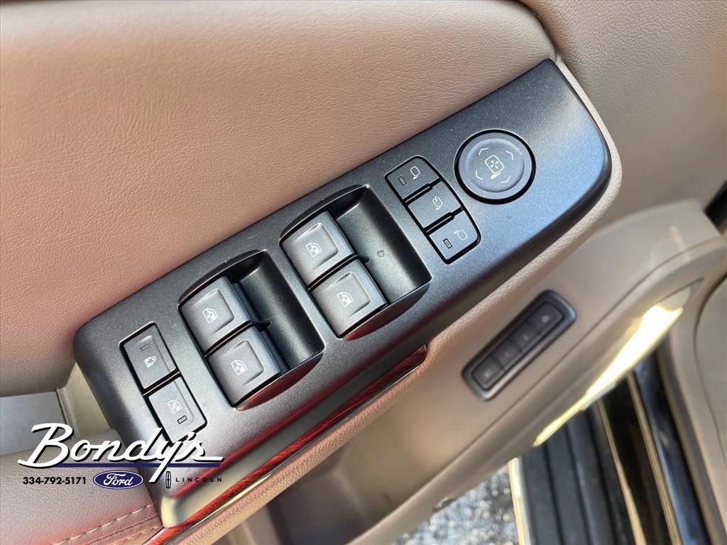 Used 2019 GMC Yukon XL SLT w/ Open Road Package image 8