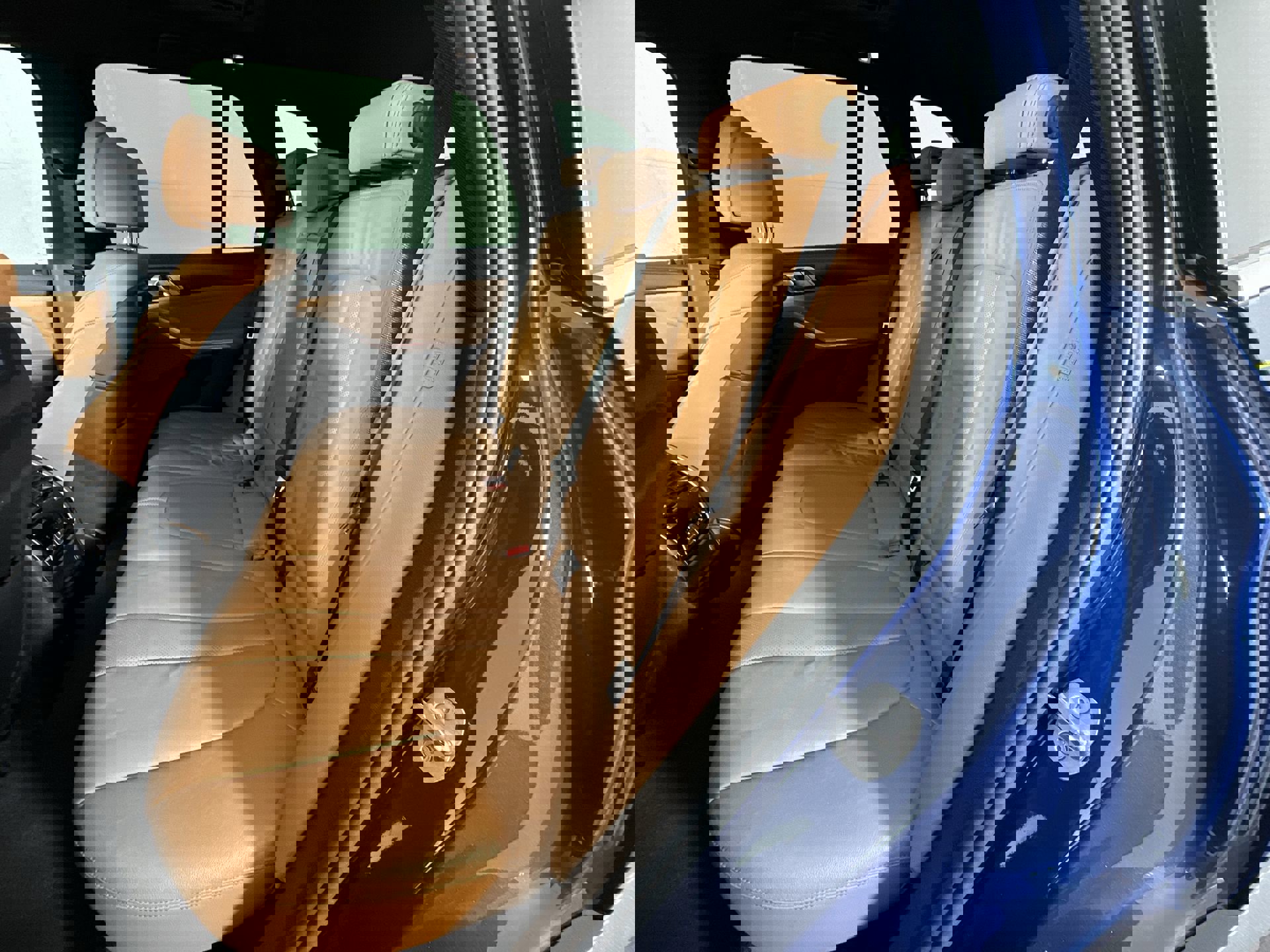 Used 2019 BMW X5 xDrive50i w/ Premium Package 2 image 27