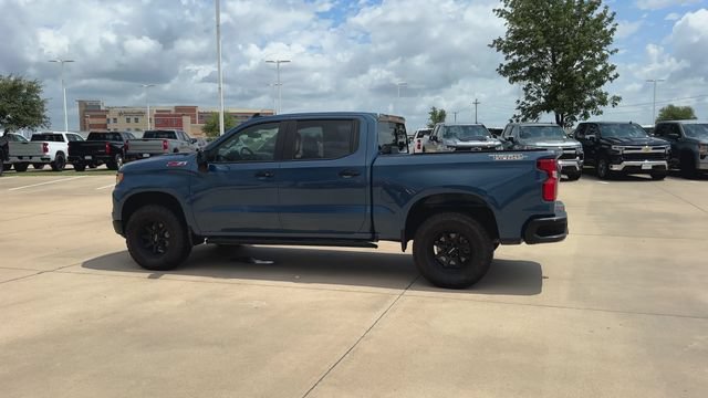 Used 2024 Chevrolet Silverado 1500 LT Trail Boss w/ Convenience Package II AWD/4WD image 6
