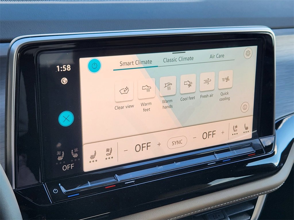 New 2026 Volkswagen Atlas Cross Sport SE image 13