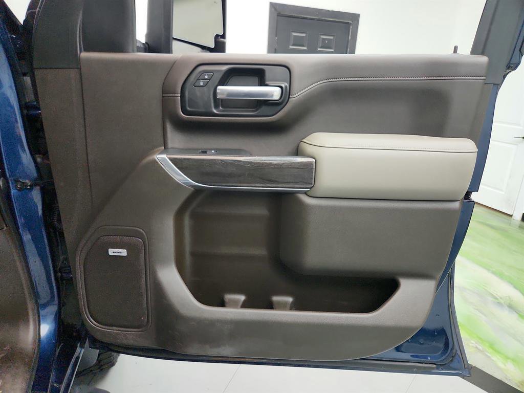 Used 2020 Chevrolet Silverado 2500 LTZ w/ LTZ Plus Package image 28