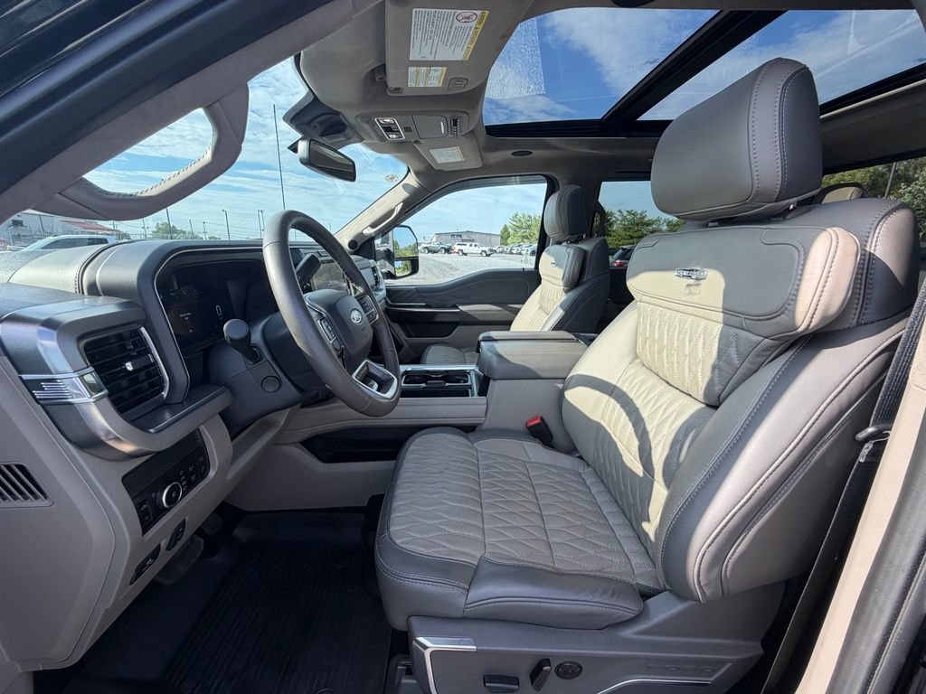 Used 2026 Ford F350 Platinum w/ Platinum Plus Package AWD/4WD image 2