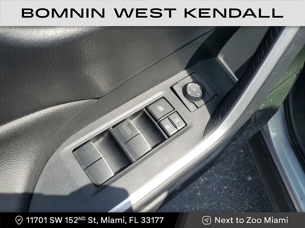 Used 2024 Toyota RAV4 XLE image 16