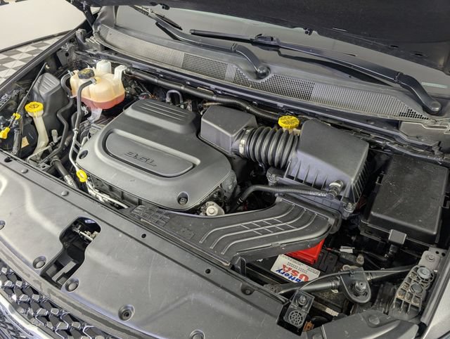 Used 2022 Chrysler Pacifica Touring-L FWD image 35