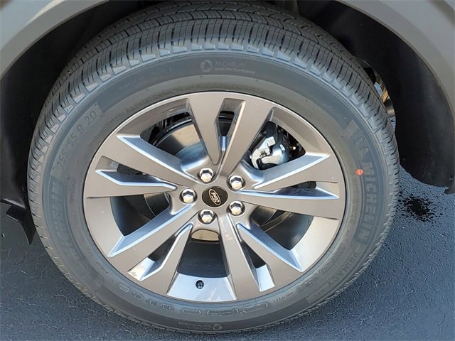 New 2026 Ford Explorer Active w/ Active Comfort Package image 5