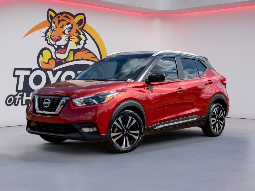 Used 2018 Nissan Kicks SR w/ Premium Package image 1