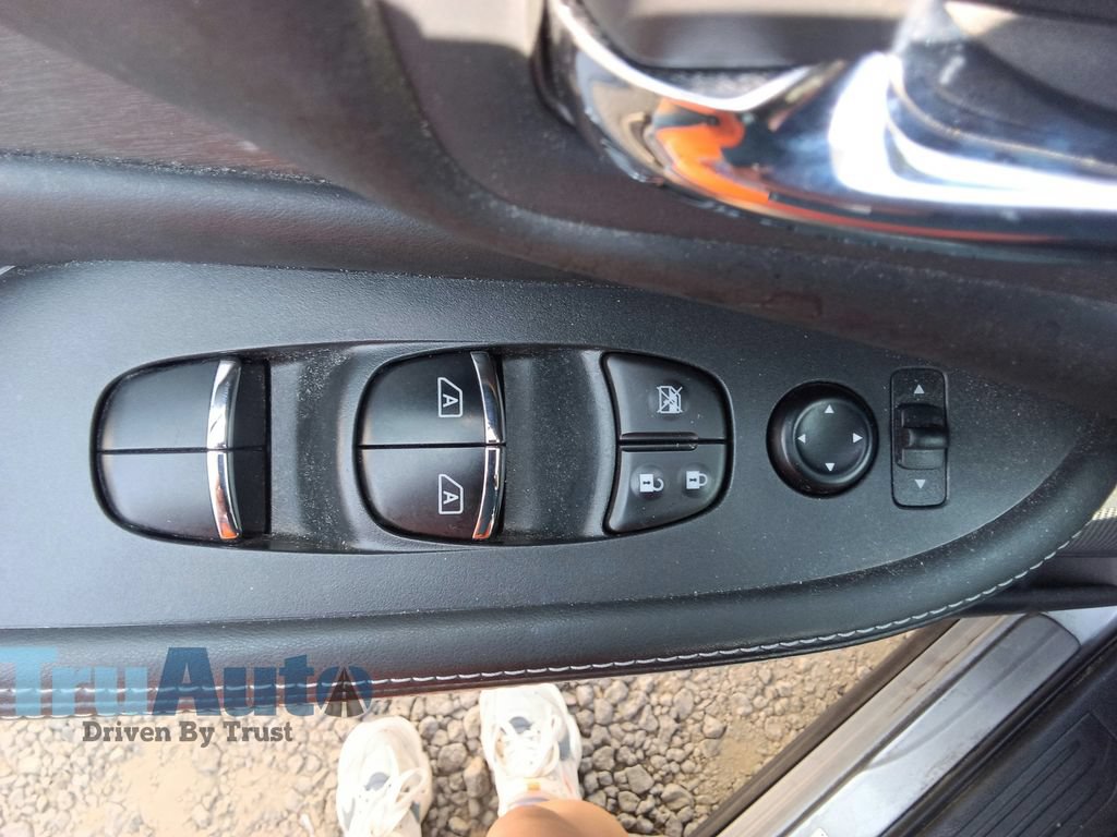 Used 2019 Nissan Murano SL FWD image 19