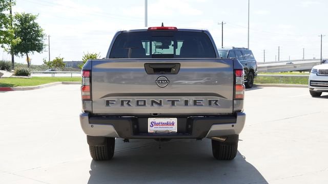 Used 2026 Nissan Frontier SV image 8