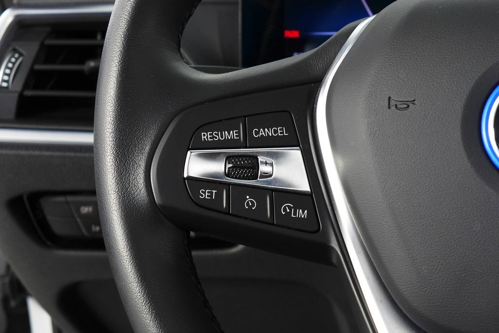Certified 2023 BMW i4 eDrive40 RWD image 31