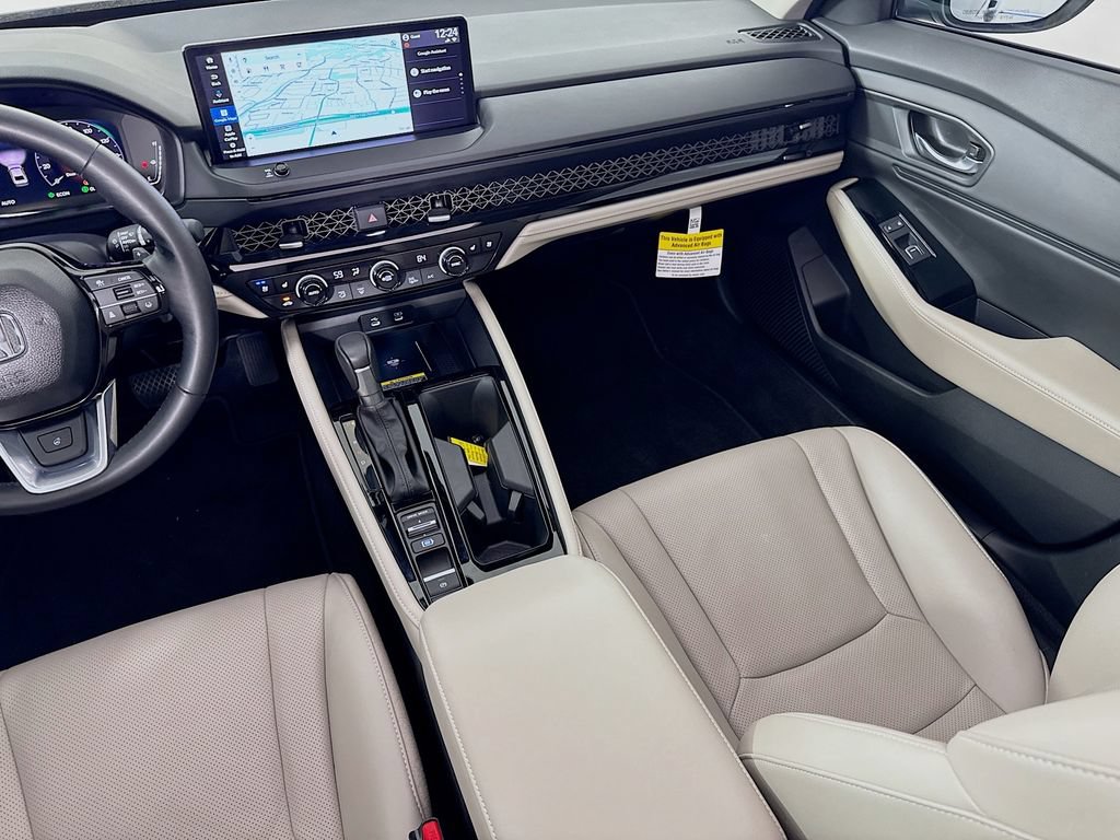 Certified 2025 Honda Accord Touring image 32