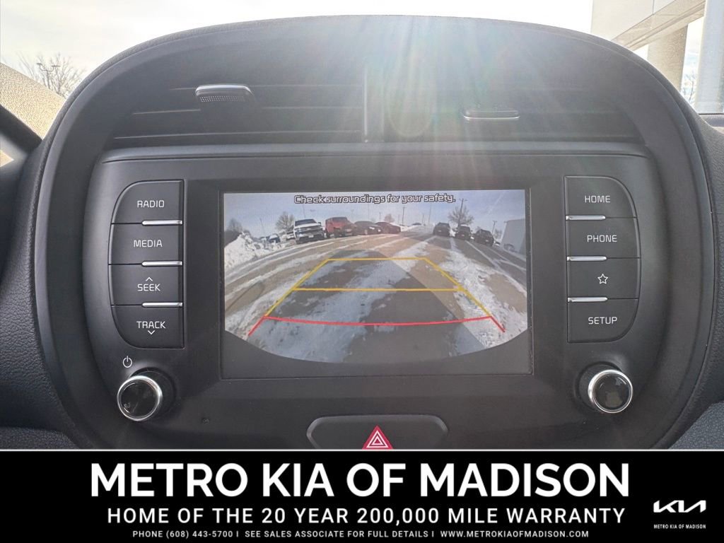 Used 2021 Kia Soul LX image 18