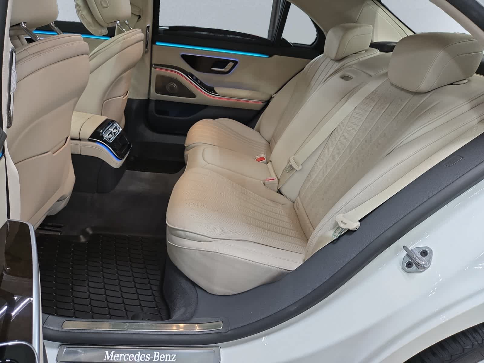 Used 2022 Mercedes-Benz S 500 4MATIC image 19