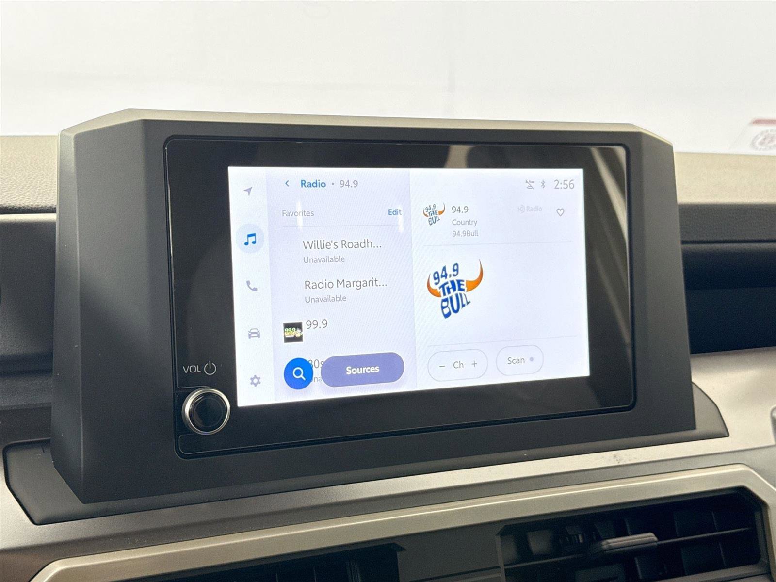 Certified 2025 Toyota Tacoma SR5 image 21