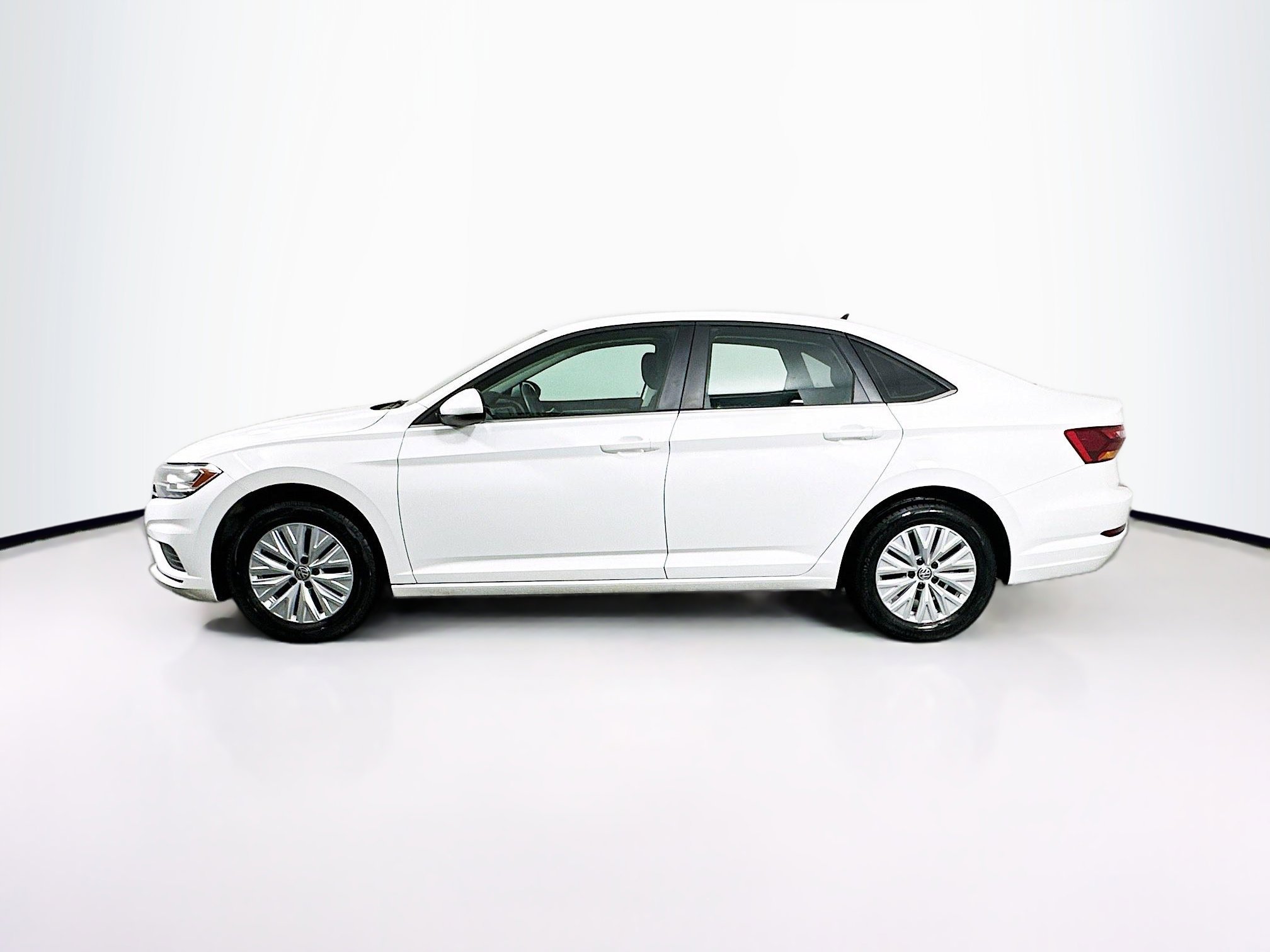 Used 2019 Volkswagen Jetta S w/ Driver Assistance Package image 4