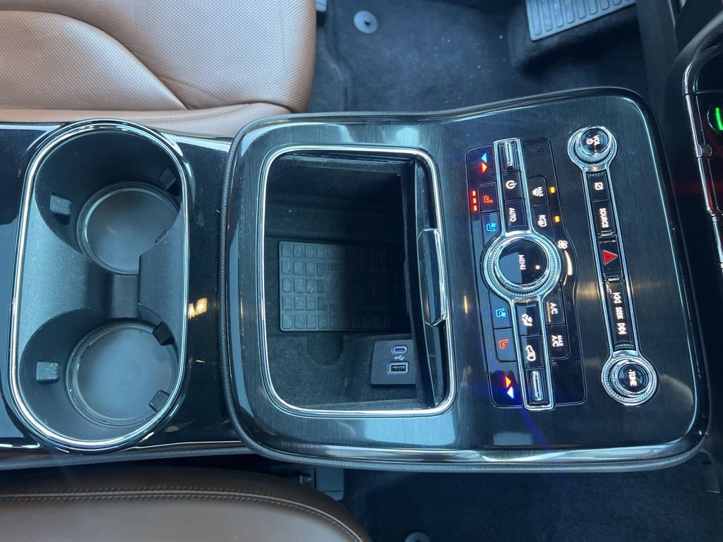 Used 2022 Lincoln Nautilus Reserve image 25