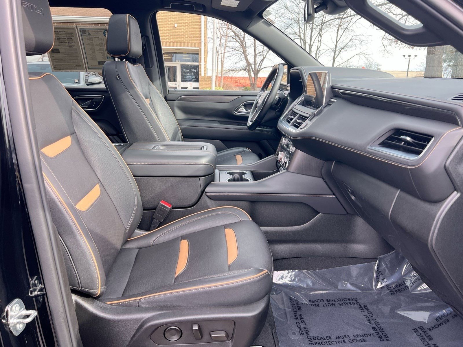 Used 2023 GMC Yukon XL AT4 w/ AT4 Premium Package image 25