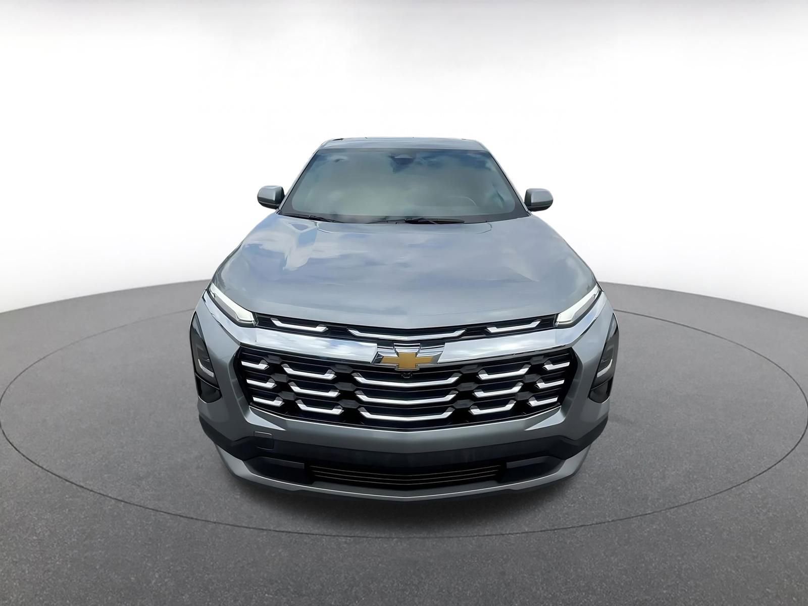 Used 2025 Chevrolet Equinox LT image 4