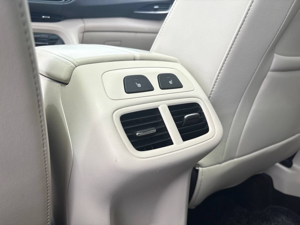 Used 2023 Buick Envision Avenir FWD image 28