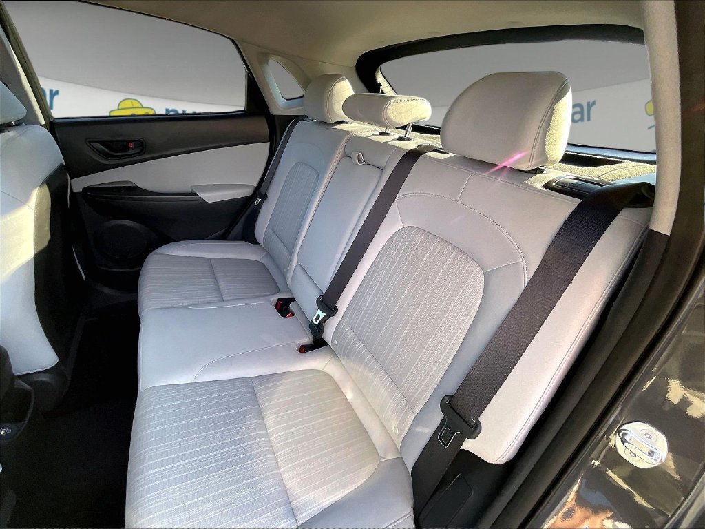 Used 2023 Hyundai Kona SEL AWD/4WD image 14