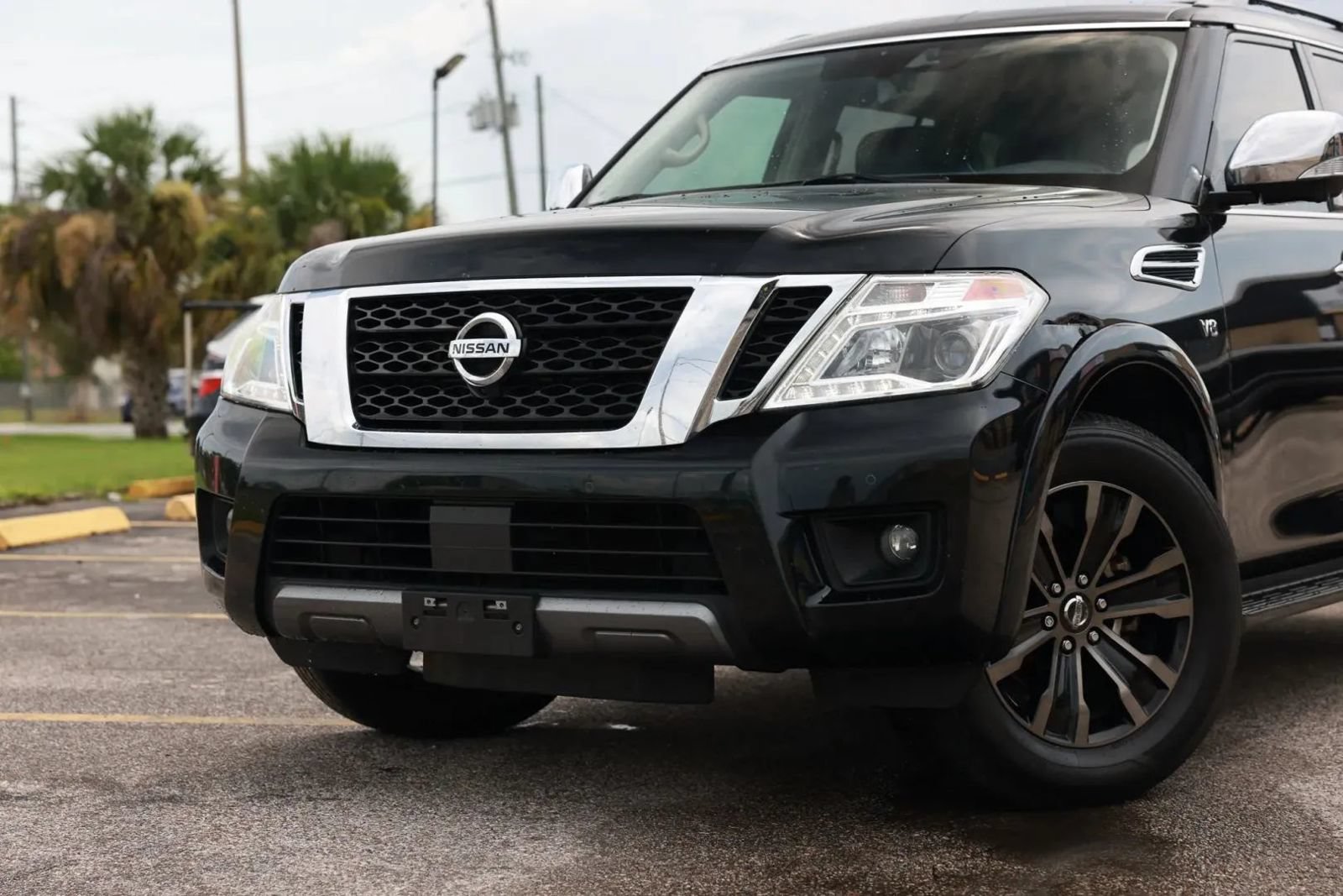 Used 2019 Nissan Armada Platinum w/ Captain's Chairs Package RWD image 20